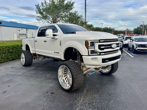 Used 2021 Ford F250 Platinum w/ Tremor Off-Road Package image 9
