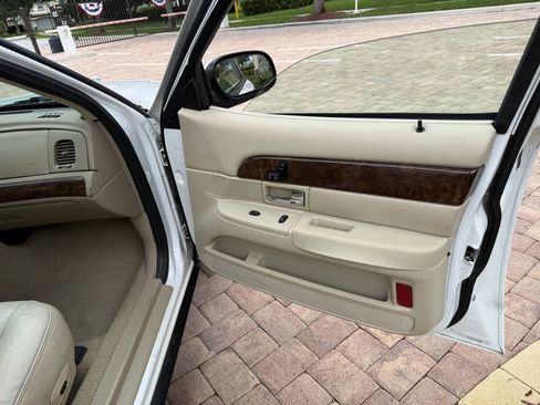 Used 2006 Mercury Grand Marquis LS RWD image 15