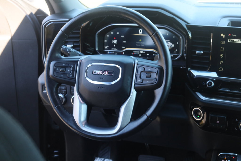 Used 2022 GMC Sierra 1500 Elevation w/ X31 Off-Road Package AWD/4WD image 18