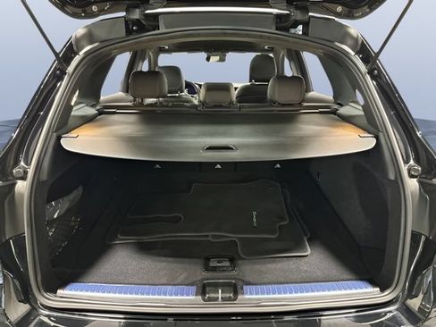 Used 2022 Mercedes-Benz GLC 300 4MATIC image 10