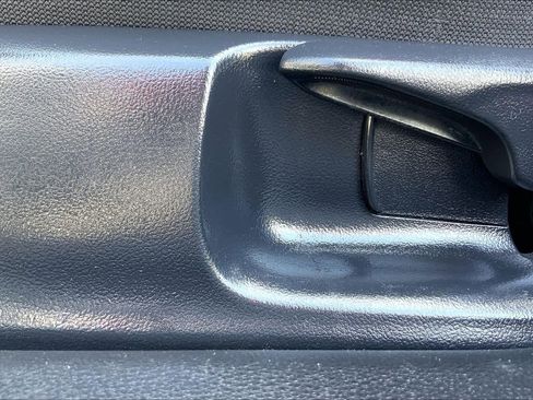 Used 2021 Toyota Corolla LE image 34