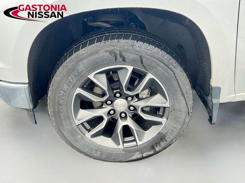 Used 2022 Chevrolet Silverado 1500 LT image 40