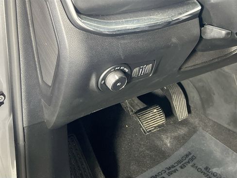 Used 2023 Jeep Compass High Altitude AWD/4WD image 10