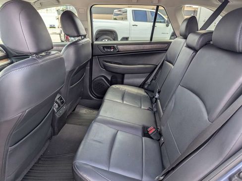 Used 2017 Subaru Outback 3.6R Limited AWD/4WD image 14