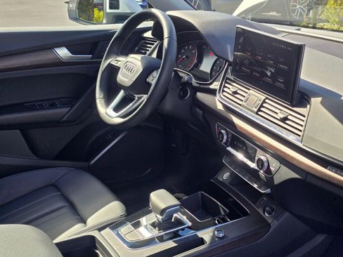Used 2024 Audi Q5 2.0T Premium AWD/4WD image 29
