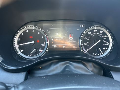 Used 2021 Toyota Highlander XSE image 28