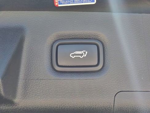 Used 2023 Hyundai Santa Fe SEL w/ Premium Package FWD image 39