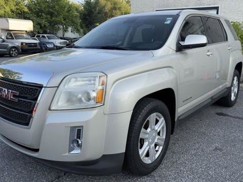 Used 2015 GMC Terrain SLE AWD/4WD image 3
