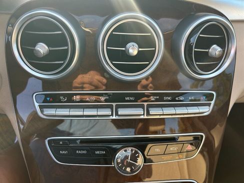 Used 2015 Mercedes-Benz C 300 4MATIC Sedan image 16