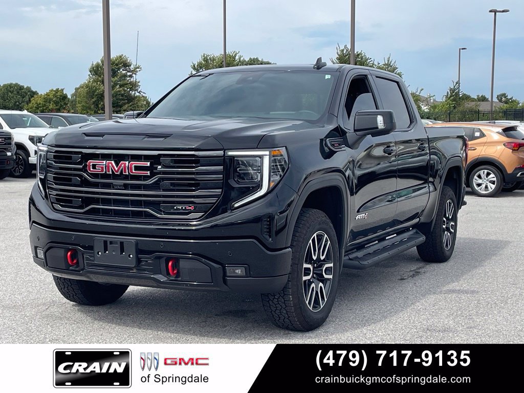 Used 2025 GMC Sierra 1500 AT4 w/ AT4 Premium Package AWD/4WD image 3