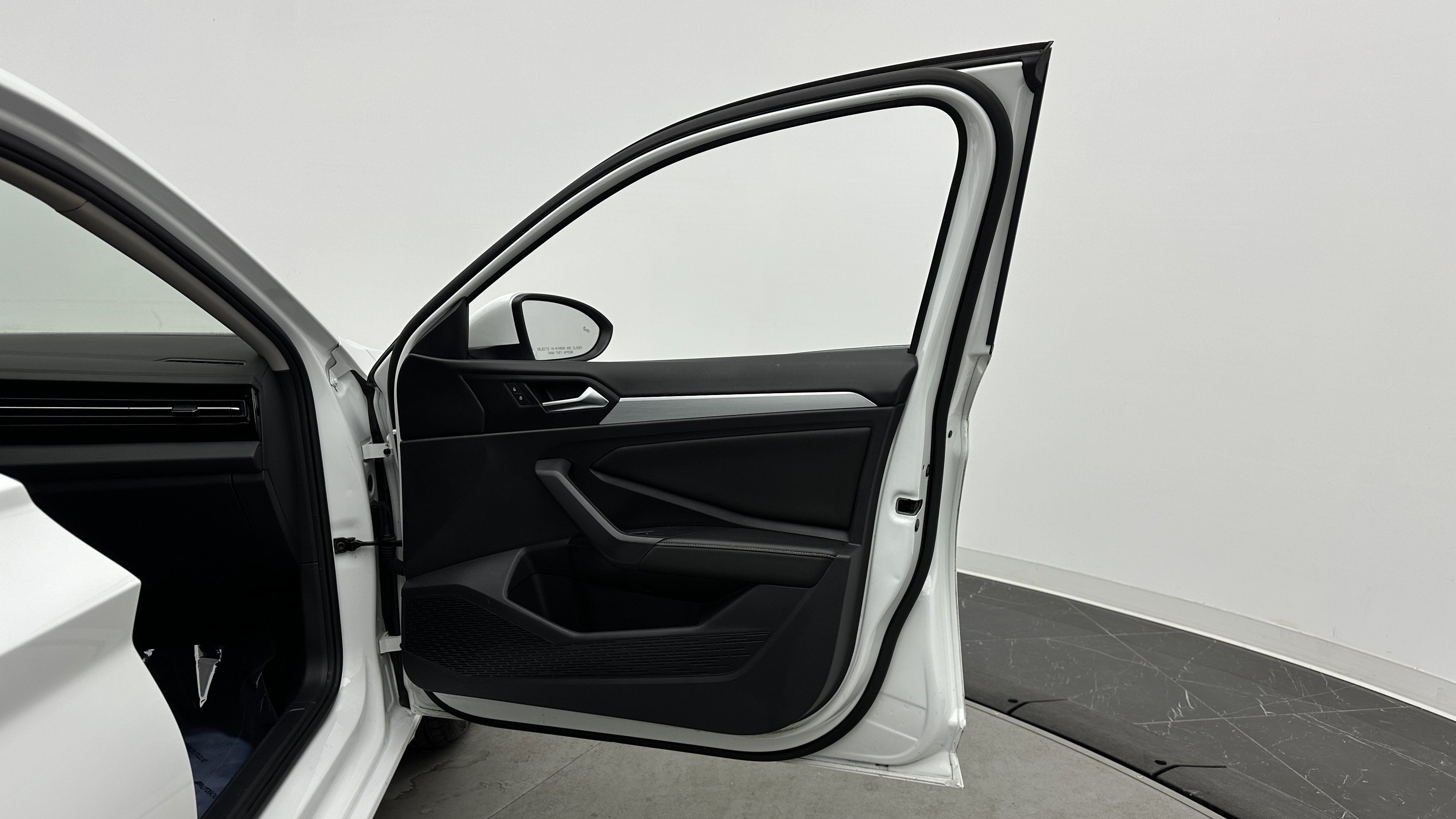 Used 2025 Volkswagen Jetta S FWD image 30