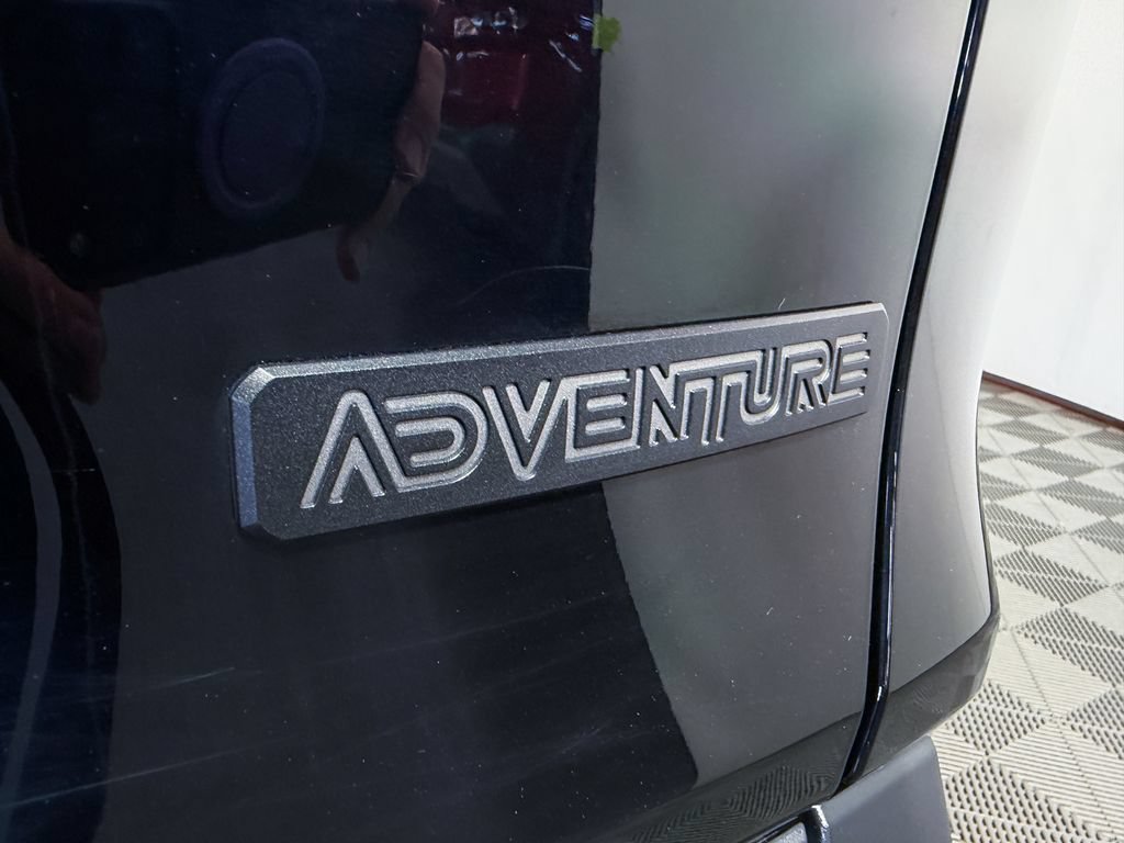 Used 2024 Toyota RAV4 Adventure AWD/4WD image 9