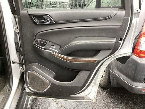 Used 2018 Chevrolet Tahoe LT image 6