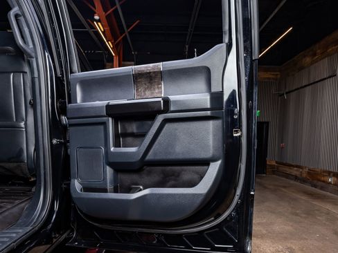 Used 2022 Ford F250 Lariat w/ Lariat Ultimate Package image 38