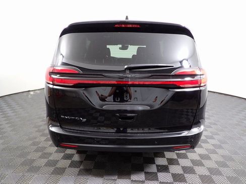 New 2026 Chrysler Pacifica Select w/ S Appearance Package image 14