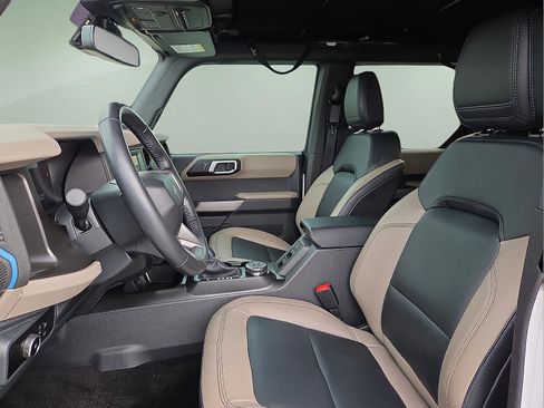 Certified 2023 Ford Bronco Wildtrak image 14