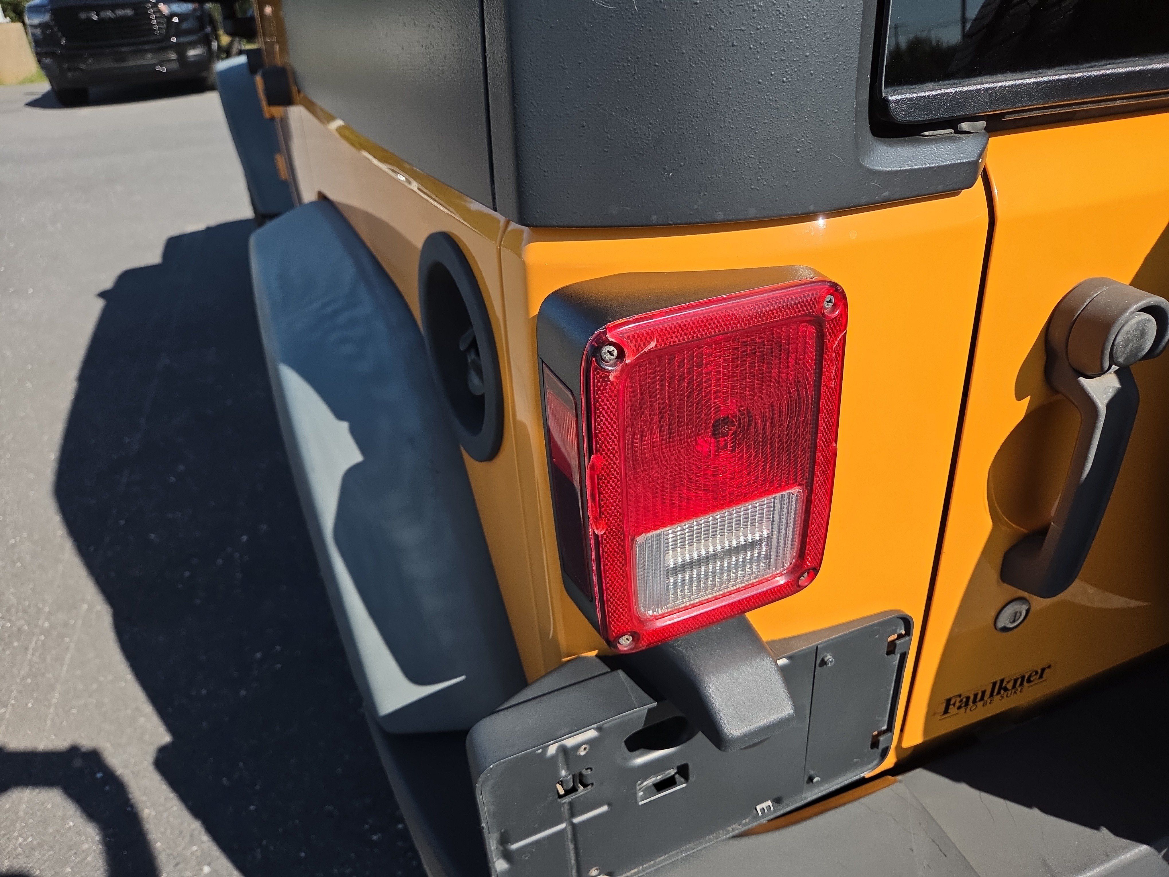 Used 2012 Jeep Wrangler Unlimited Sport AWD/4WD image 13
