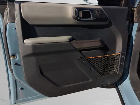 Used 2021 Ford Bronco Badlands image 30