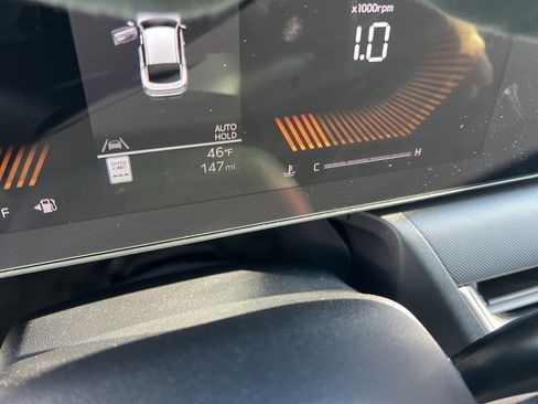 New 2025 Kia K4 LXS image 10