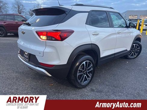 Used 2024 Chevrolet TrailBlazer LT image 4