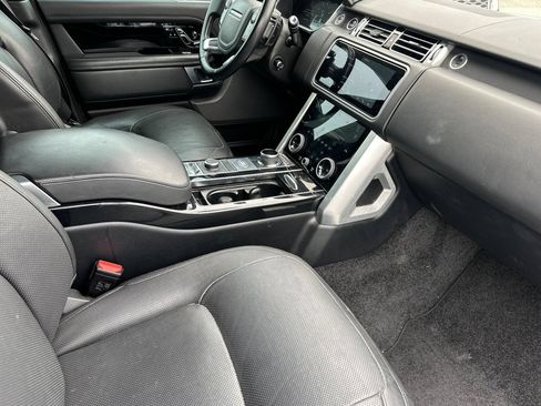 Used 2019 Land Rover Range Rover Supercharged AWD/4WD image 18