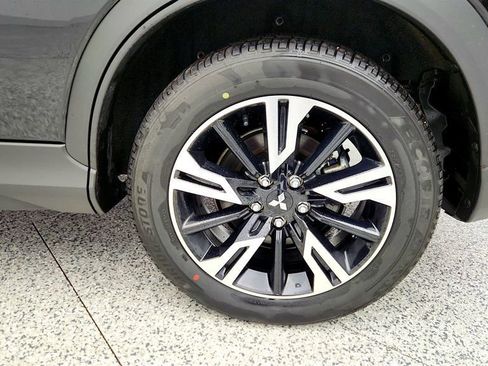 Used 2024 Mitsubishi Eclipse Cross SE image 9