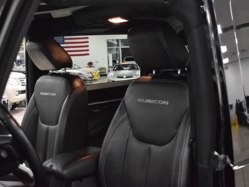 Used 2017 Jeep Wrangler Rubicon AWD/4WD image 23