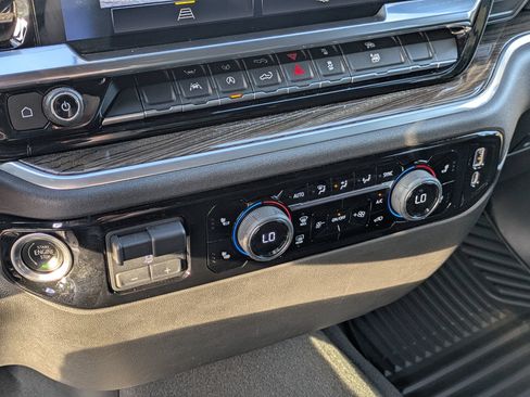 Used 2023 Chevrolet Silverado 1500 LT AWD/4WD image 24