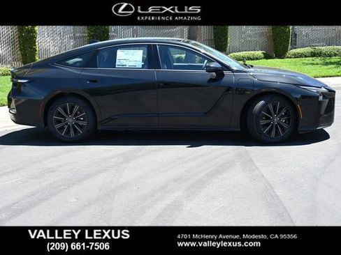 New 2026 Lexus ES 350e FWD image 3