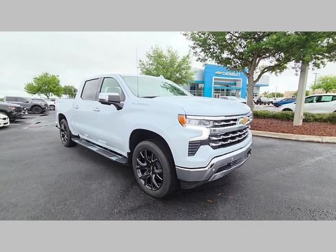 New 2026 Chevrolet Silverado 1500 LTZ w/ LTZ Premium Package AWD/4WD image 24