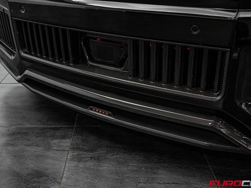 Used 2025 Rolls-Royce Cullinan Black Badge AWD/4WD image 18