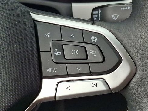 Used 2023 Volkswagen Atlas SEL AWD/4WD image 24