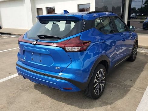 Used 2024 Nissan Kicks SR FWD image 6