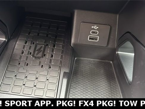 New 2025 Ford Ranger XLT w/ FX4 Off-Road Package image 17