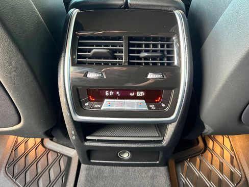 Used 2021 BMW X5 xDrive40i AWD/4WD image 19