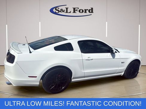 Used 2014 Ford Mustang GT w/ Equipment Group 401A RWD image 8
