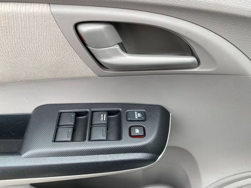 Used 2011 Honda Insight LX image 13