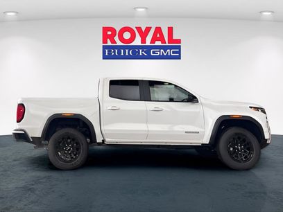 New 2026 GMC Canyon Elevation w/ Convenience Package