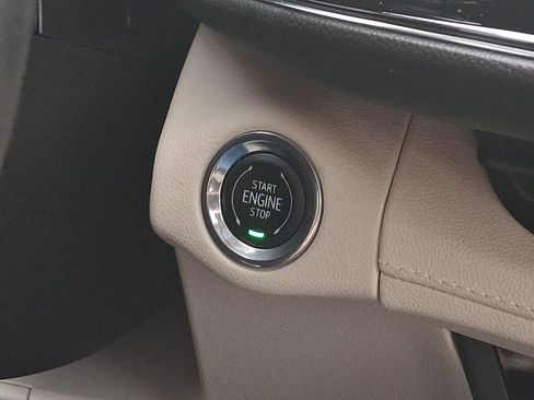 Used 2023 Buick Envision Avenir image 24