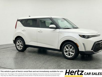 Used 2025 Kia Soul LX w/ LX Technology Package