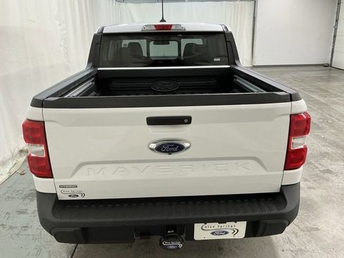 Used 2023 Ford Maverick Lariat w/ Lariat Luxury Package image 4