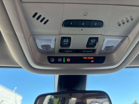 Used 2017 GMC Acadia Denali w/ Technology Package image 26