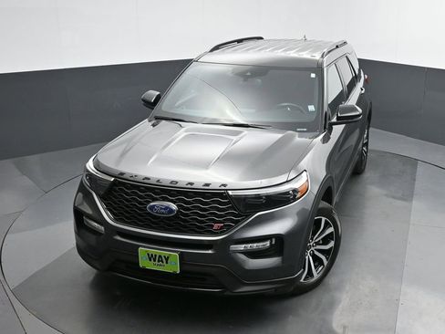 Used 2020 Ford Explorer ST image 40