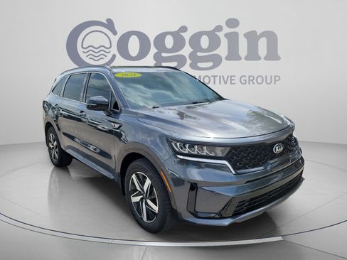 Used 2021 Kia Sorento S FWD image 4