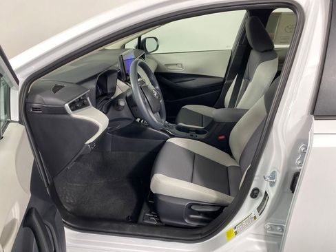 New 2026 Toyota Corolla LE image 7