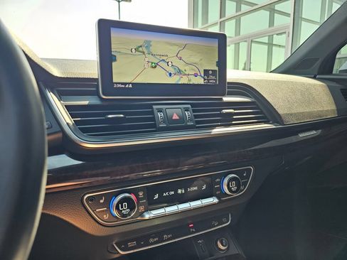 Used 2018 Audi Q5 2.0T Premium Plus w/ Premium Plus Package AWD/4WD image 20