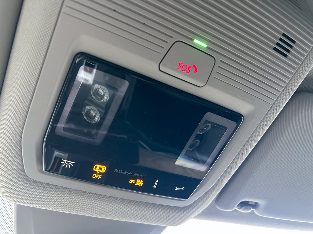 Certified 2024 Volkswagen Atlas SE FWD image 38