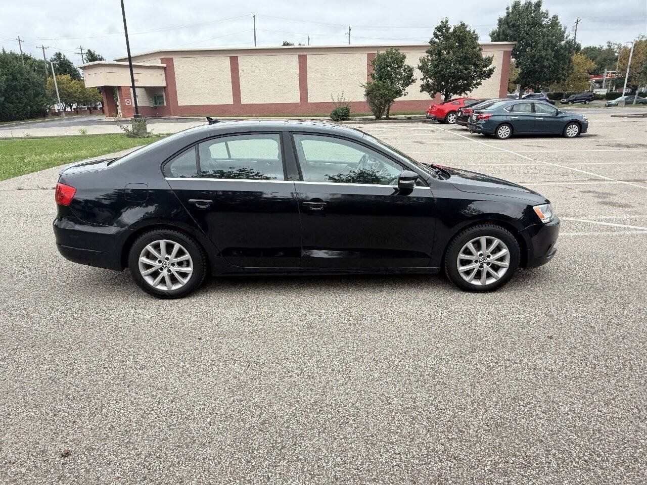Used 2014 Volkswagen Jetta SE FWD image 4