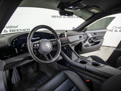 Used 2023 Porsche Taycan RWD image 20