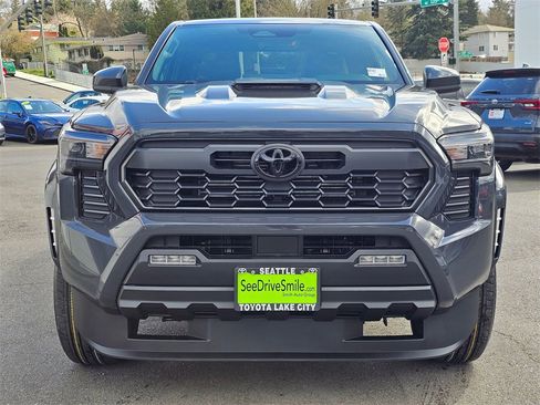 New 2026 Toyota Tacoma TRD Sport image 2